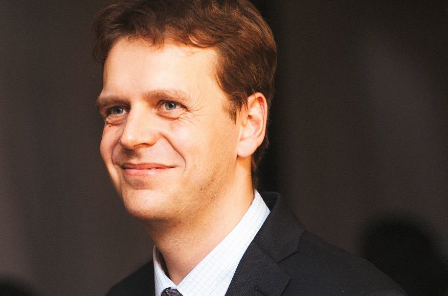 DR. THOENDEL EVZEN
